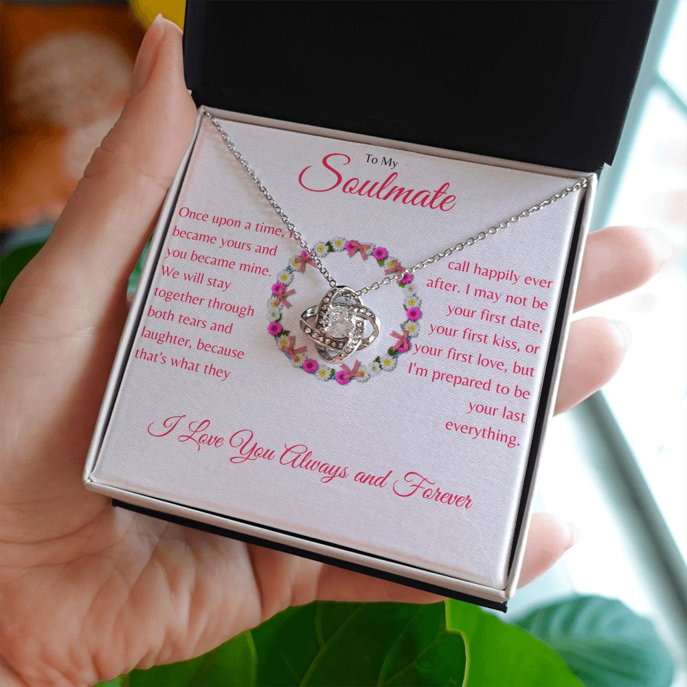 Soulmate - Mother's Day - Love Knot Necklace